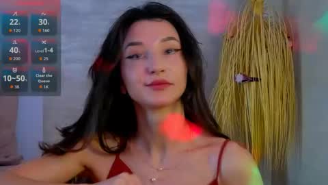 TayaKayan online show from December 5, 10:13 am