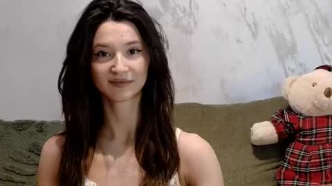 TayaKayan online show from February 15, 11:30 am