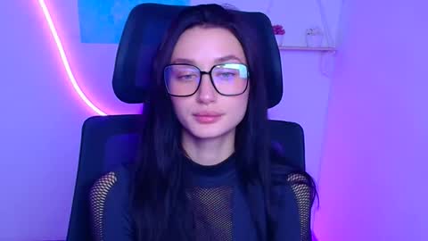 Taya online show from November 27, 6:59 am