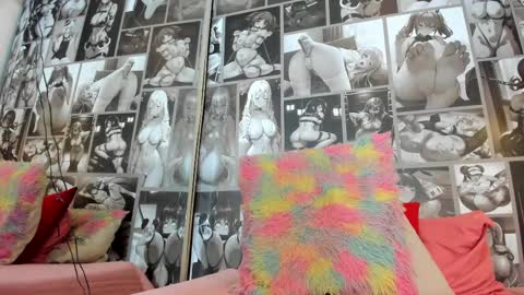 Snapshot of tayler_wells chatting on March 11, 10:42 pm T A Y L E R online show from March 11, 10:42 pm