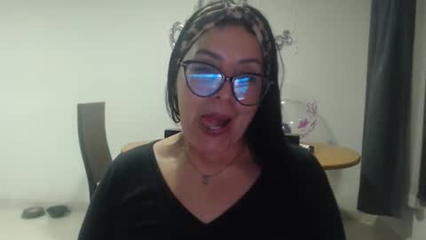 taylor_joohnson_ online show from March 17, 3:55 am