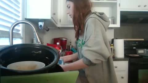 taylorslay online show from December 22, 5:10 pm