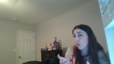 Snapshot of taylorslay chatting on March 1, 10:34 pm taylorslay online show from March 1, 10:34 pm