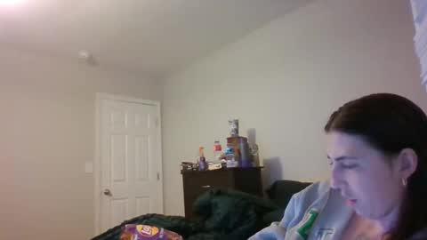 Snapshot of taylorslay chatting on March 2, 5:08 am taylorslay online show from March 2, 5:08 am