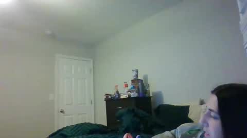 Snapshot of taylorslay chatting on March 2, 7:15 am taylorslay online show from March 2, 7:15 am