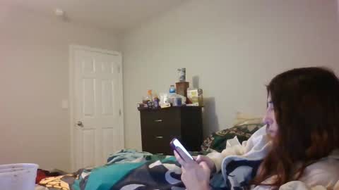 taylorslay online show from March 29, 6:13 am