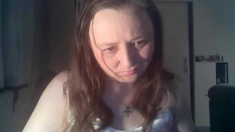 Snapshot of taylorxmilf chatting on May 27, 8:28 pm TaylorXMilf online show from May 27, 8:28 pm