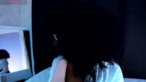 Tayra online show from April 8, 8:31 pm