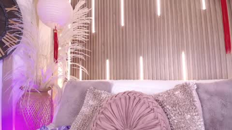 Sofia online show from April 2, 8:17 pm