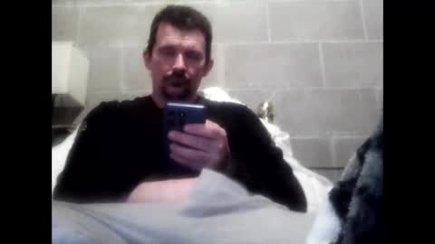 Snapshot of tbaxter95187 chatting on February 20, 1:00 pm tbaxter95187 online show from February 20, 1:00 pm