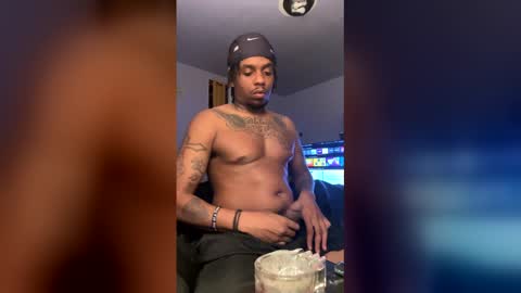 Snapshot of tbone6956 chatting on April 4, 9:07 am tbone6956 online show from April 4, 9:07 am