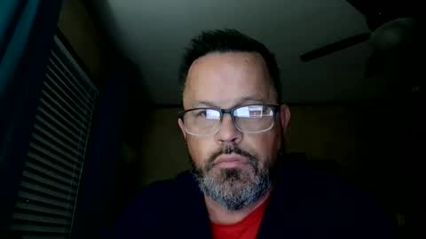 Snapshot of tdhawk87 chatting on December 1, 10:20 am tdhawk87 online show from December 1, 10:20 am