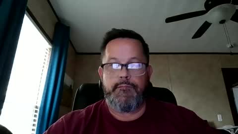 Snapshot of tdhawk87 chatting on December 5, 6:48 pm tdhawk87 online show from December 5, 6:48 pm