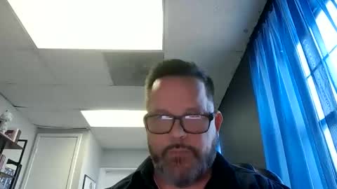 Snapshot of tdhawk87 chatting on February 5, 10:36 pm tdhawk87 online show from February 5, 10:36 pm