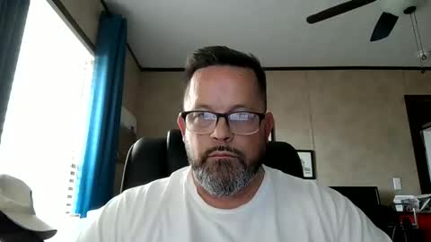 Snapshot of tdhawk87 chatting on February 24, 9:02 pm tdhawk87 online show from February 24, 9:02 pm