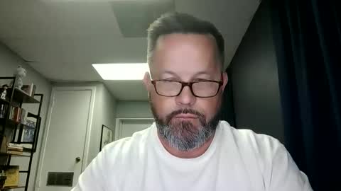 tdhawk87 online show from March 23, 11:58 am