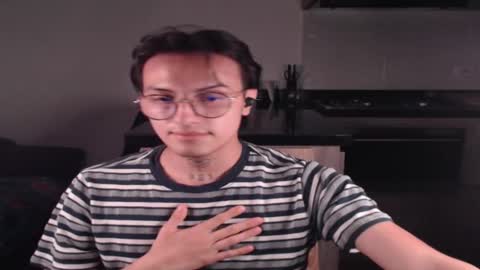 Snapshot of te0__0 chatting on February 13, 6:30 am Teo independent model online show from February 13, 6:30 am