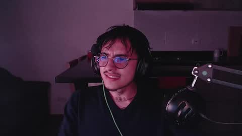 Snapshot of te0__0 chatting on January 11, 4:50 am Teo independent model online show from January 11, 4:50 am