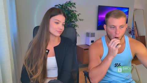 Snapshot of team2fit chatting on September 20, 7:09 am team2fit online show from September 20, 7:09 am