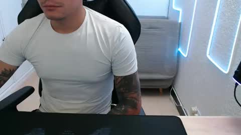 DYNAMITE DUO69 online show from February 6, 12:08 pm