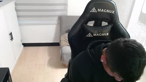 DYNAMITE DUO69 online show from March 25, 1:06 pm