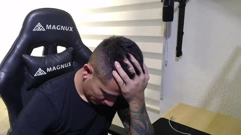 DYNAMITE DUO69 online show from April 15, 11:50 am