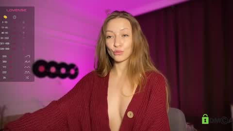 Snapshot of tease_eve_lure chatting on May 17, 7:54 pm call me Eva online show from May 17, 7:54 pm