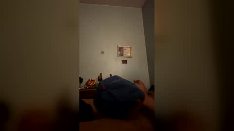 Snapshot of tease_king1 chatting on May 13, 4:48 pm tease_king1 online show from May 13, 4:48 pm