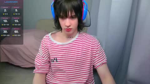 Snapshot of teasemily chatting on May 13, 1:30 pm teasemily online show from May 13, 1:30 pm