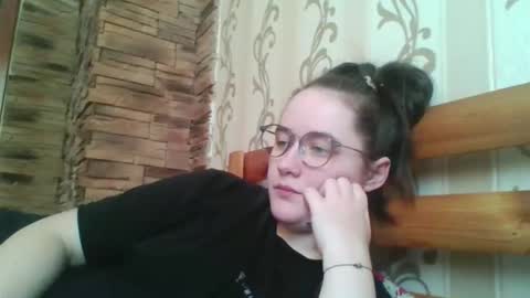 teasequiet888 online show from February 18, 10:00 am