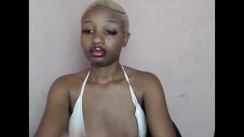 Snapshot of teasexkitty chatting on May 30, 12:02 pm teasexkitty online show from May 30, 12:02 pm