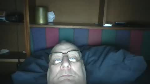 Mark online show from May 5, 7:27 am