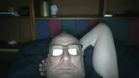 Mark online show from May 6, 7:57 am