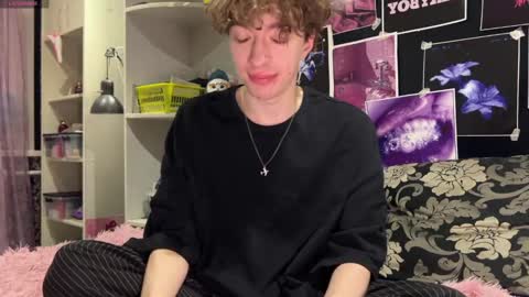 Alice     online show from March 27, 12:27 am