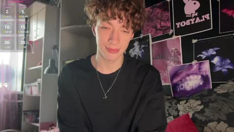 Alice     online show from March 28, 2:33 am