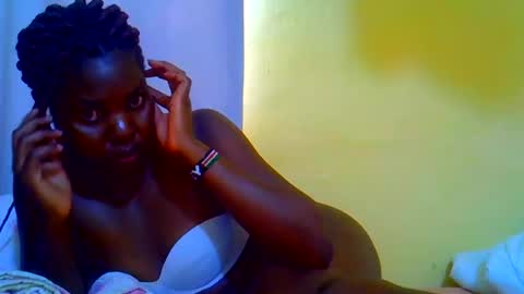 teddyquinsly28 online show from July 1, 9:33 am