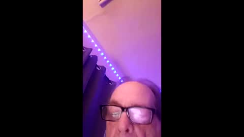Snapshot of tedestep2 chatting on April 24, 7:11 am tedestep2 online show from April 24, 7:11 am