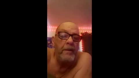 Snapshot of tedestep2 chatting on May 8, 3:06 pm tedestep2 online show from May 8, 3:06 pm