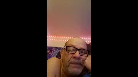 Snapshot of tedestep2 chatting on May 11, 6:38 pm tedestep2 online show from May 11, 6:38 pm