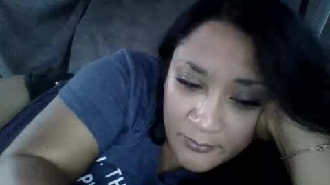 Snapshot of tee1luv chatting on November 24, 12:43 am tee1luv online show from November 24, 12:43 am