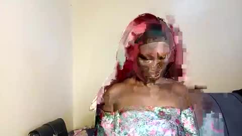 Snapshot of tee_kaicy chatting on December 23, 8:12 am kaicy online show from December 23, 8:12 am