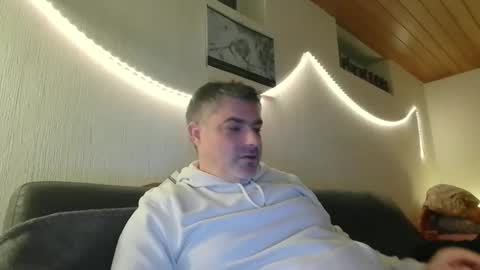 Peter online show from December 14, 6:41 pm