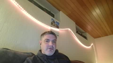 Peter online show from March 12, 1:14 am