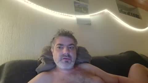 Peter online show from October 3, 6:49 pm