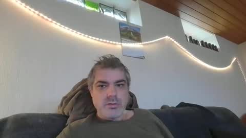 Peter online show from November 2, 10:28 am