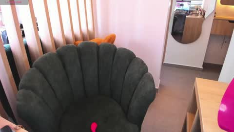 Teerry online show from April 30, 6:47 pm