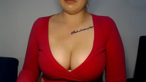 Snapshot of teeyara_ chatting on October 3, 6:16 pm Teeyara online show from October 3, 6:16 pm