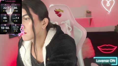 Snapshot of tefy_bratz chatting on January 12, 12:23 pm tefy_bratz online show from January 12, 12:23 pm