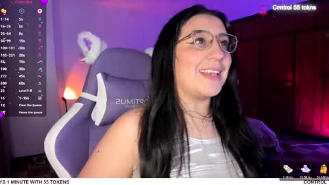 Snapshot of tellme_maddie chatting on June 8, 9:04 pm Maddie online show from June 8, 9:04 pm