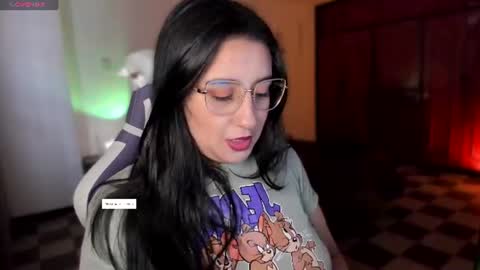 Snapshot of tellme_maddie chatting on July 5, 7:54 pm Maddie online show from July 5, 7:54 pm